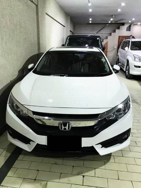 ہونڈا سوک 2018 for Sale in لاہور ہونڈا سوک 2018 for Sale in لاہور Image-2