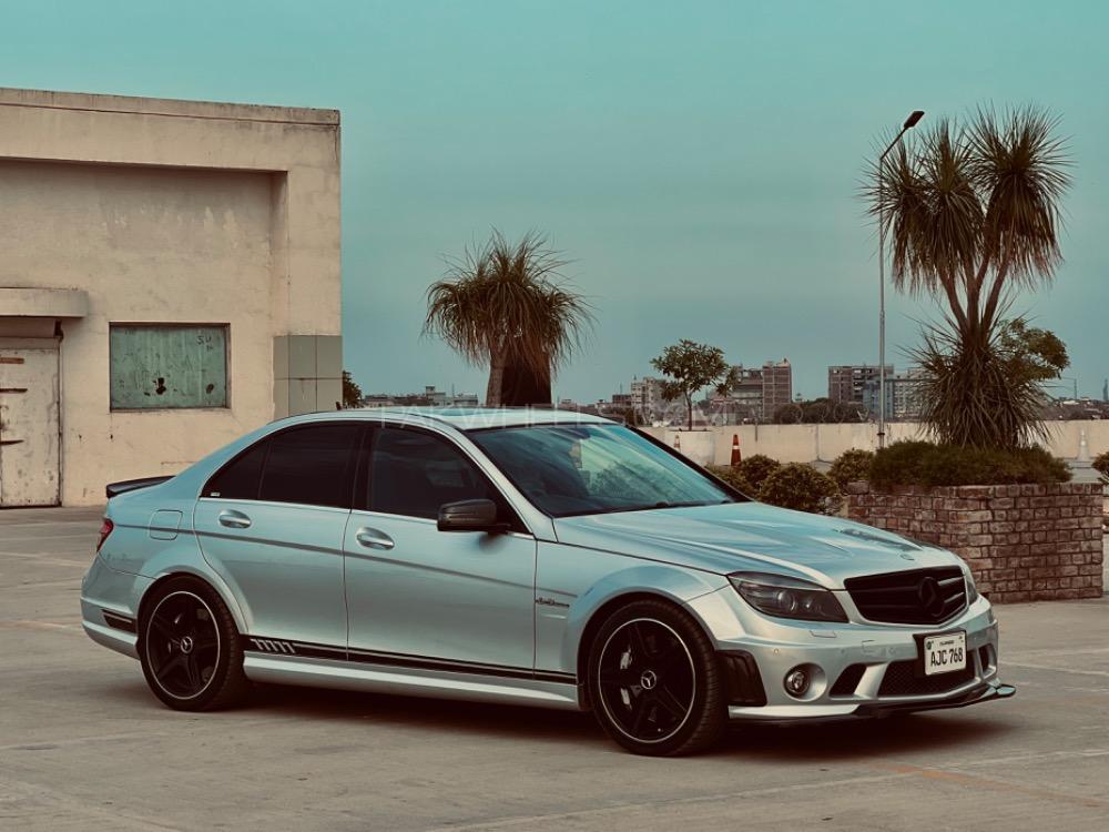 Mercedes Benz C Class - 2010  Image-1