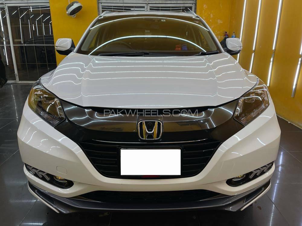 Honda Vezel 2015 for Sale in Islamabad Image-1
