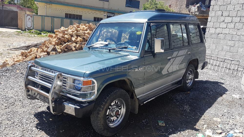 Mitsubishi Pajero 1990 for Sale in Abbottabad Image-1