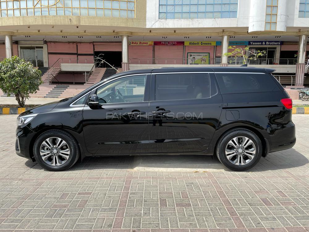 KIA Carnival 2019 for Sale in Karachi KIA Carnival 2019 for Sale in Karachi Image-10