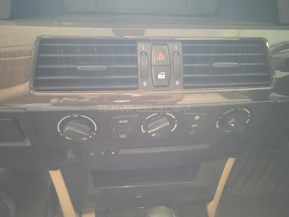BMW 5 Series 2005 for Sale in Faisalabad BMW 5 Series 2005 for Sale in Faisalabad Image-7