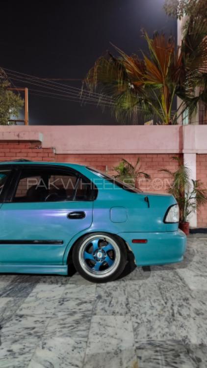 Honda Civic - 2000  Image-1