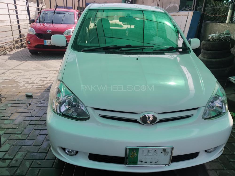 Toyota Platz 2008 for Sale in Lahore Image-1