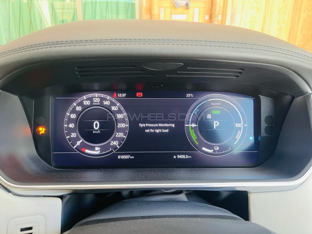 Range Rover Autobiography 2018 for Sale in Rawalpindi Range Rover Autobiography 2018 for Sale in Rawalpindi Image-9