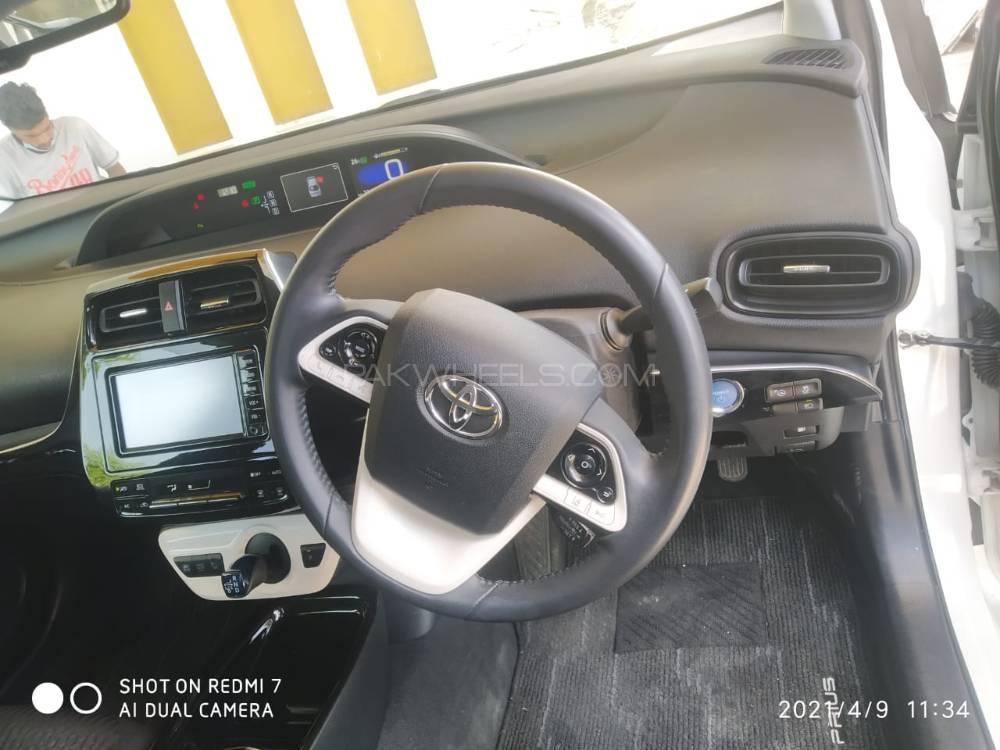 ٹویوٹا پریوس 2018 for Sale in لاہور ٹویوٹا پریوس 2018 for Sale in لاہور Image-10
