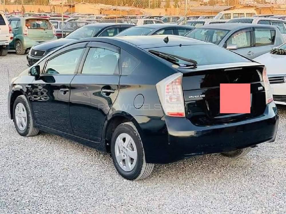 Toyota Prius 2010 for Sale in Peshawar Toyota Prius 2010 for Sale in Peshawar Image-7