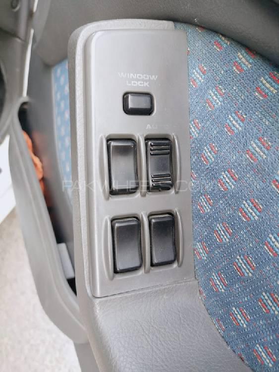 Suzuki Cultus 2004 for Sale in Lahore Suzuki Cultus 2004 for Sale in Lahore Image-13