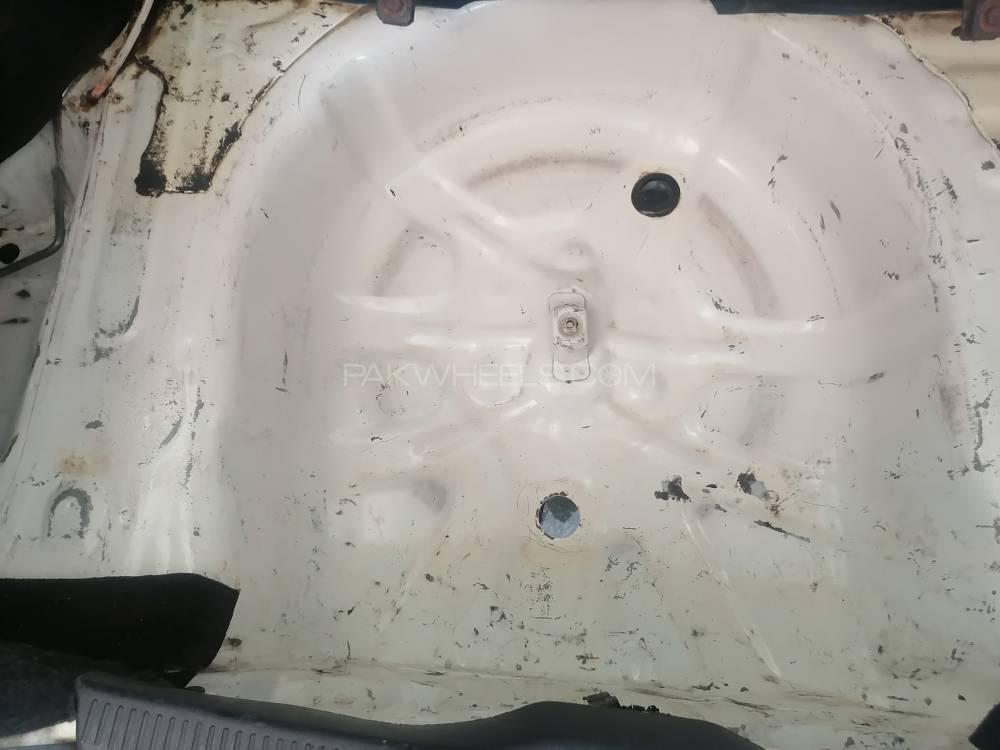 Toyota Corolla 2000 for Sale in Lahore Toyota Corolla 2000 for Sale in Lahore Image-2