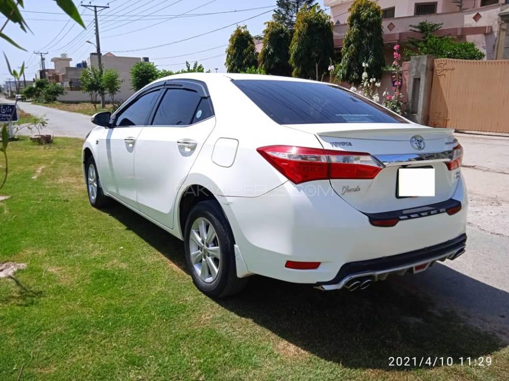Toyota Corolla 2017 for Sale in Lahore Toyota Corolla 2017 for Sale in Lahore Image-4
