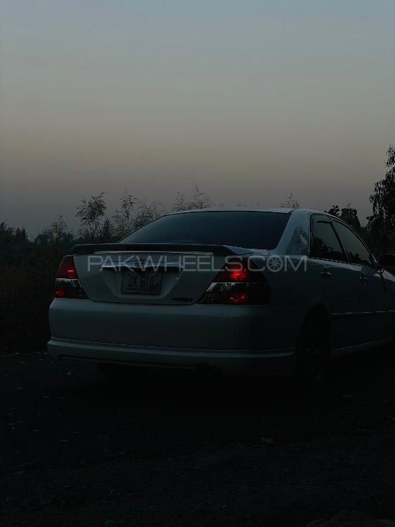 Toyota Mark II - 2004  Image-1