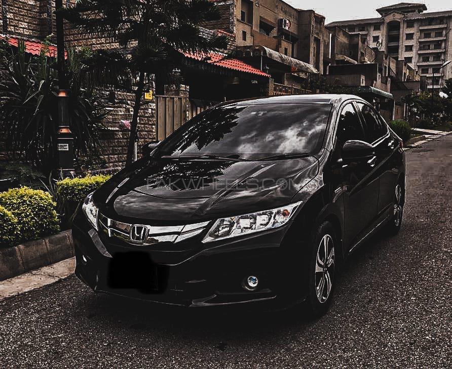 Honda Grace Hybrid 2015 for Sale in Rawalpindi Image-1