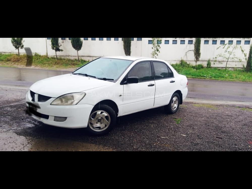 مٹسوبیشی لینسر 2005 for Sale in لاہور مٹسوبیشی لینسر 2005 for Sale in لاہور Image-5