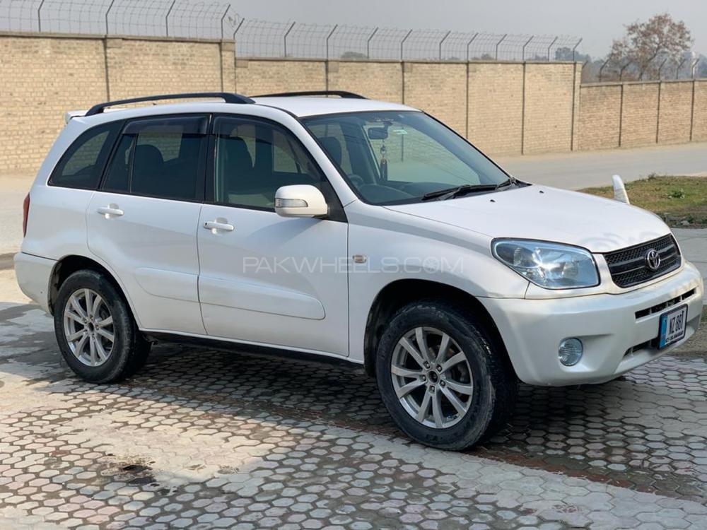 ٹویوٹا راو 4 2005 for Sale in اسلام آباد ٹویوٹا راو 4 2005 for Sale in اسلام آباد Image-3