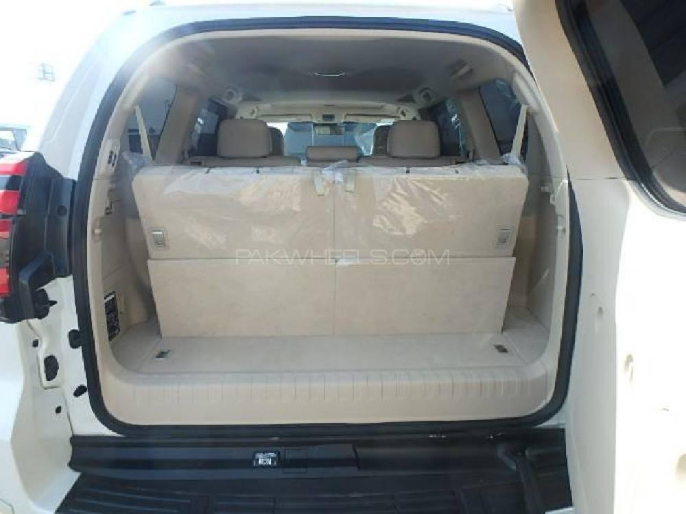 Toyota Prado 2018 for Sale in Rawalpindi Toyota Prado 2018 for Sale in Rawalpindi Image-7