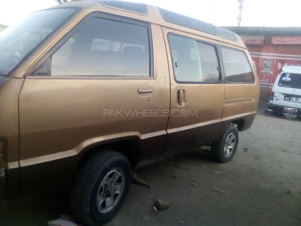 ٹویوٹا ٹاؤن ایس 1988 for Sale in راولپنڈی ٹویوٹا ٹاؤن ایس 1988 for Sale in راولپنڈی Image-12