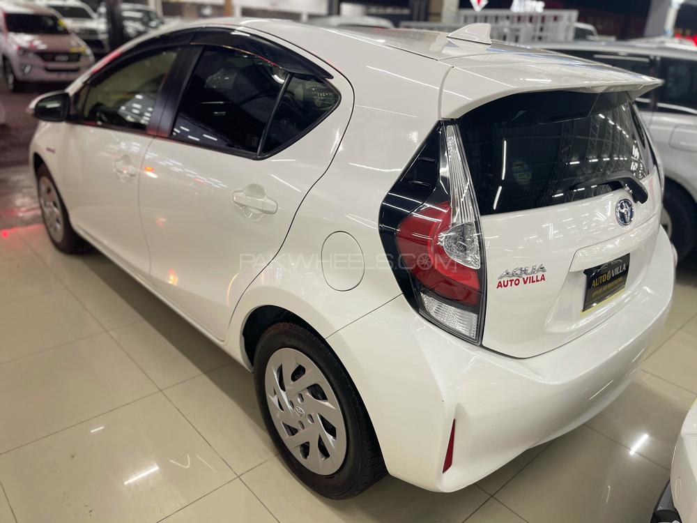 Toyota Aqua 2017 for Sale in Peshawar Toyota Aqua 2017 for Sale in Peshawar Image-4