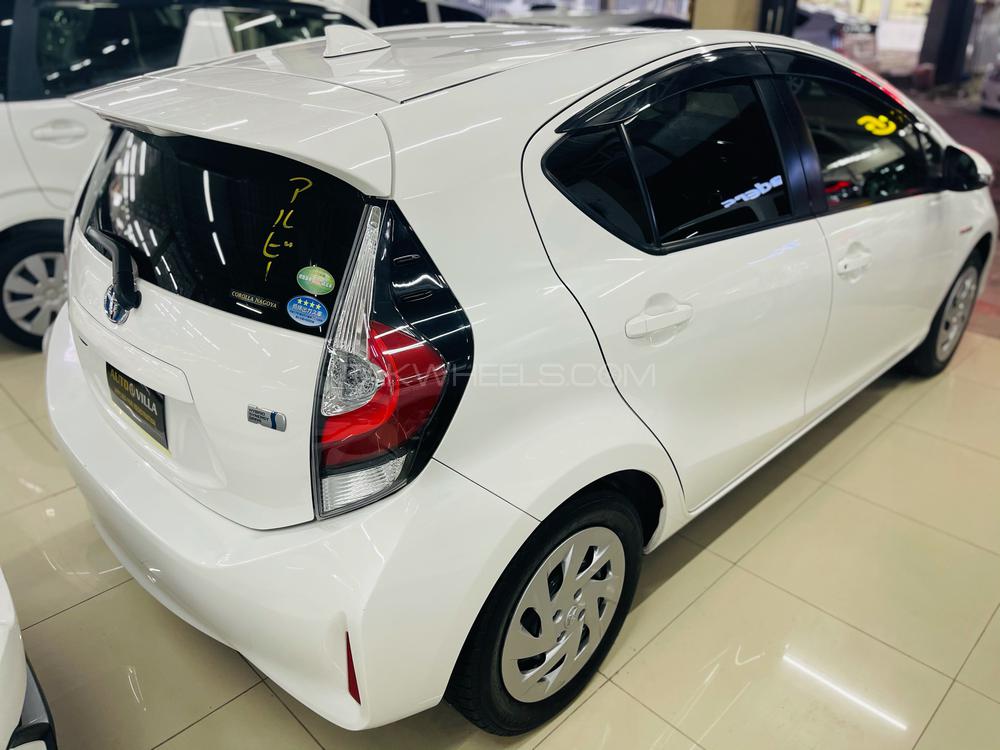 Toyota Aqua 2017 for Sale in Peshawar Toyota Aqua 2017 for Sale in Peshawar Image-5