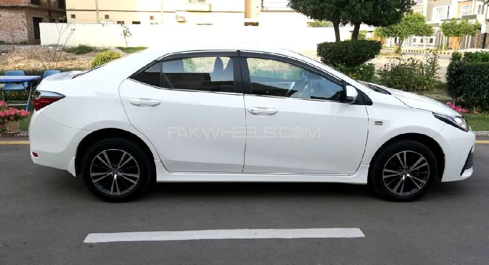 Toyota Corolla 2019 for Sale in Multan Toyota Corolla 2019 for Sale in Multan Image-8