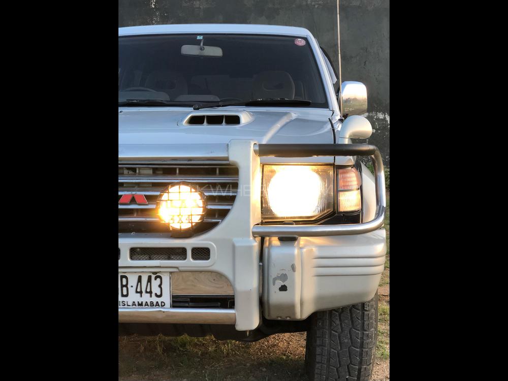 Mitsubishi Pajero 1992 for Sale in Islamabad Mitsubishi Pajero 1992 for Sale in Islamabad Image-3