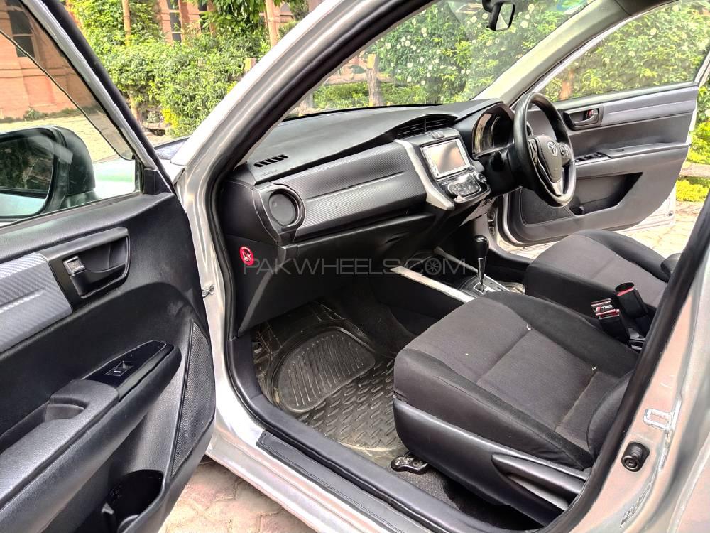 Toyota Corolla Fielder 2014 for Sale in Peshawar Toyota Corolla Fielder 2014 for Sale in Peshawar Image-11