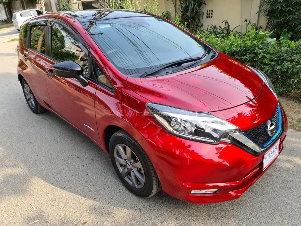 Nissan Note 2018 for Sale in Lahore Image-1