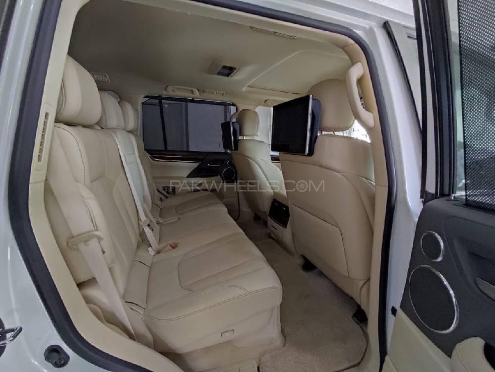 Lexus LX Series 2016 for Sale in Karachi Lexus LX Series 2016 for Sale in Karachi Image-15