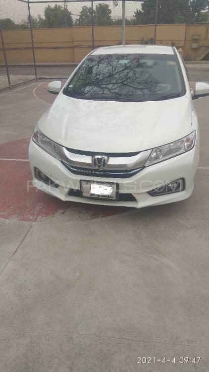 Honda Grace Hybrid 2015 for Sale in Islamabad Image-1