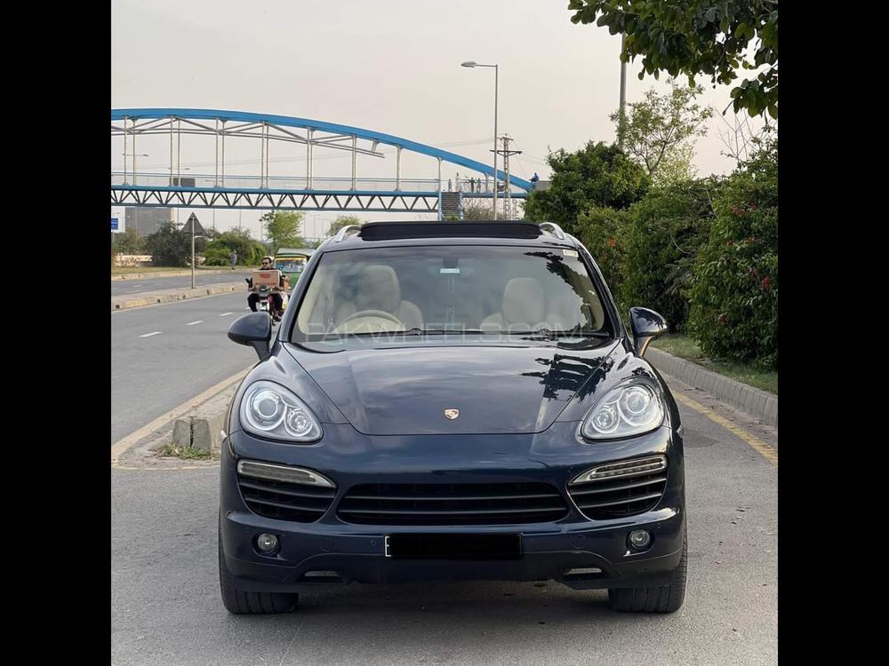 Porsche Cayenne 2011 for Sale in Lahore Porsche Cayenne 2011 for Sale in Lahore Image-2