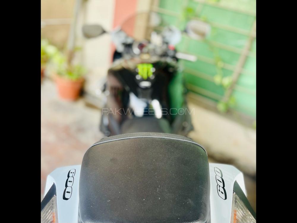 Suzuki GSX-R600 2014 for Sale Suzuki GSX-R600 2014 for Sale Image-10