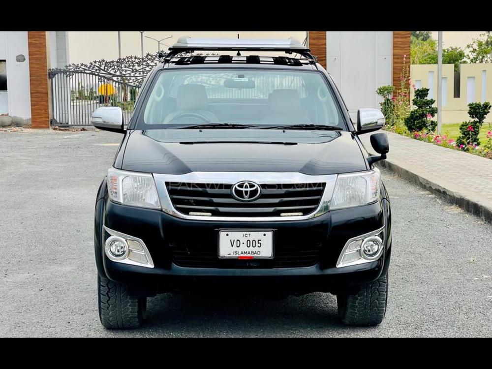 ٹویوٹا ہائیلکس 2015 for Sale in بھکر Image-1
