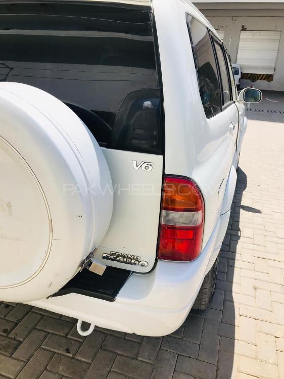 Suzuki Vitara 2003 for Sale in Karachi Suzuki Vitara 2003 for Sale in Karachi Image-17