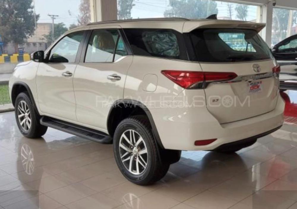 ٹویوٹا فورچیونر 2021 for Sale in راولپنڈی ٹویوٹا فورچیونر 2021 for Sale in راولپنڈی Image-5