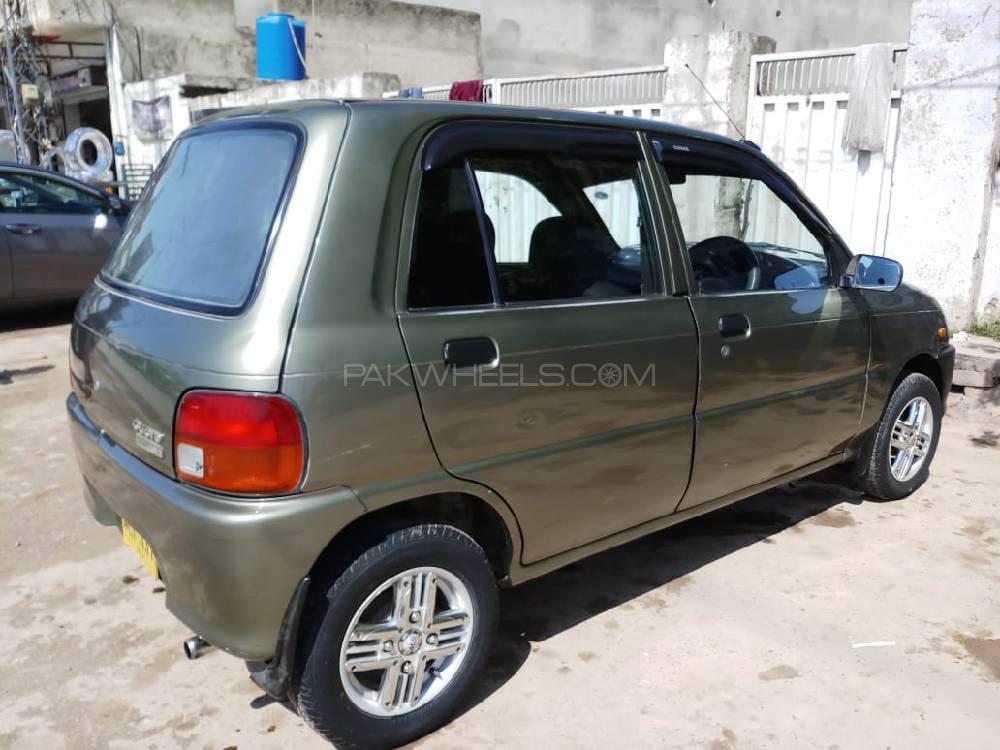 Daihatsu cuore 2004