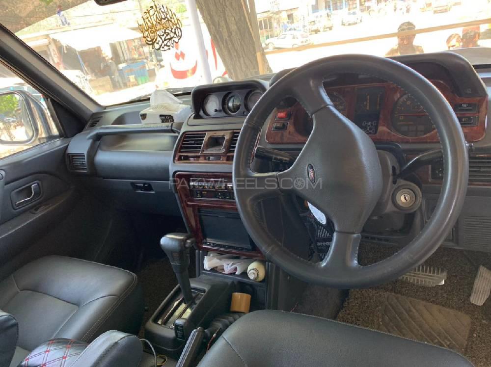 Mitsubishi Pajero 1996 for Sale in Mansehra Mitsubishi Pajero 1996 for Sale in Mansehra Image-9