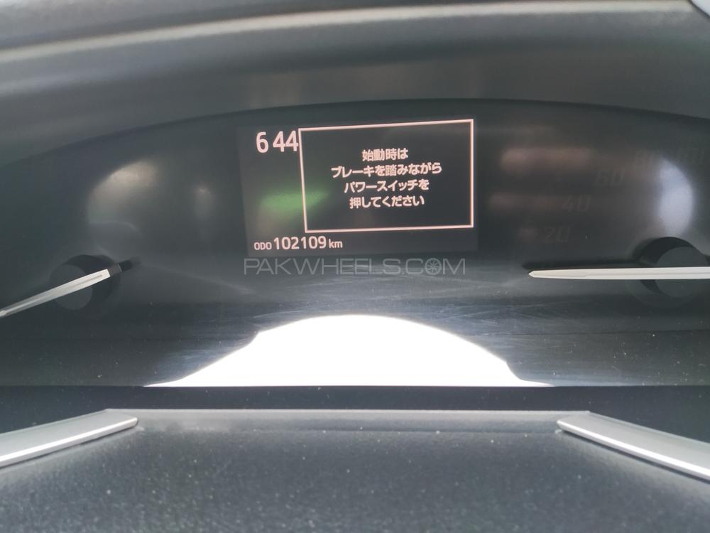 Toyota Sienta 2016 for Sale in Lahore Toyota Sienta 2016 for Sale in Lahore Image-7