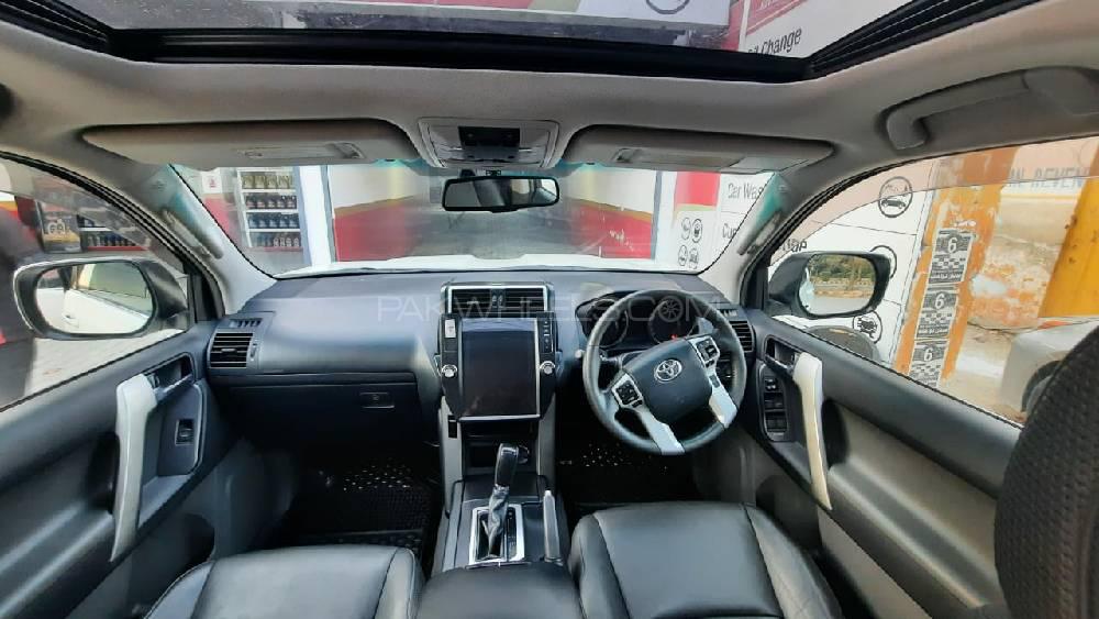 ٹویوٹا پراڈو 2012 for Sale in لاہور ٹویوٹا پراڈو 2012 for Sale in لاہور Image-11