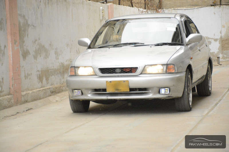 Suzuki Baleno 2000 for Sale in Karachi Image-1
