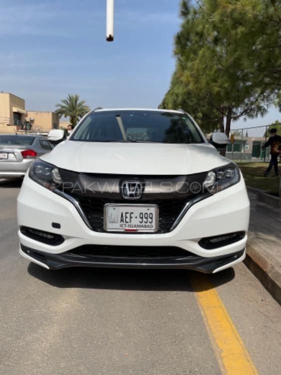 Honda Vezel 2016 for Sale in Islamabad Image-1