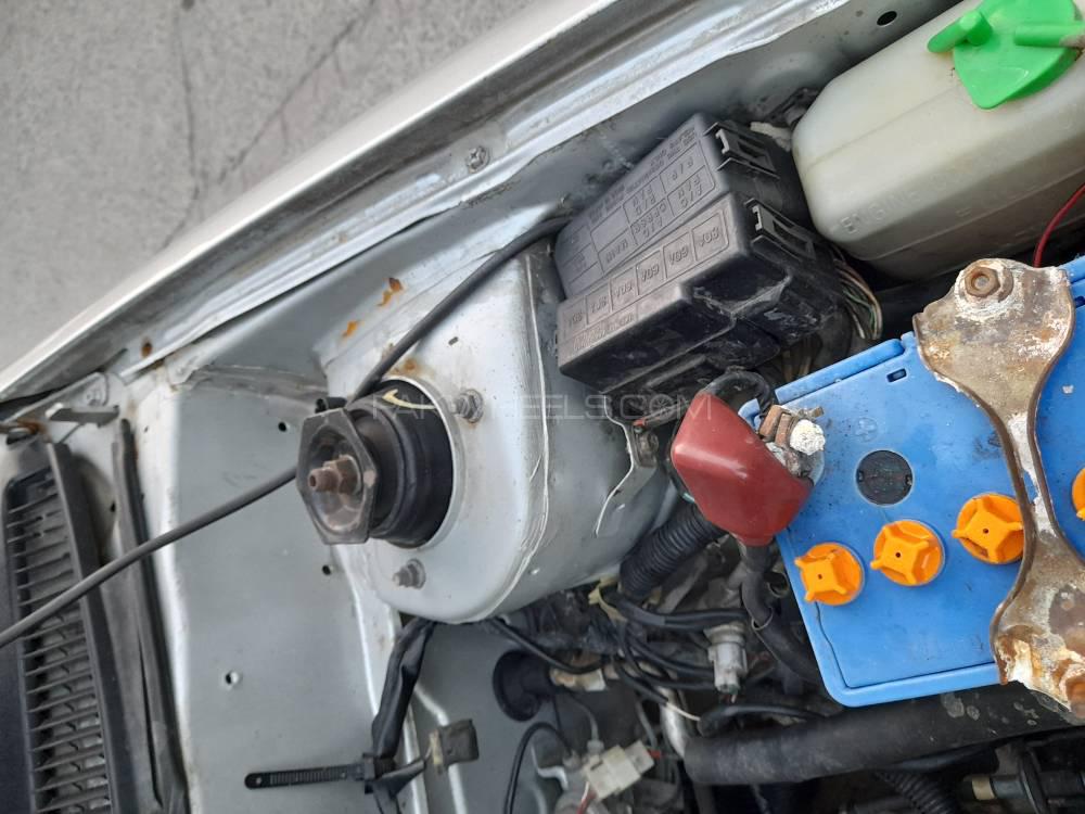 Suzuki Cultus 2010 for Sale in Lahore Suzuki Cultus 2010 for Sale in Lahore Image-16