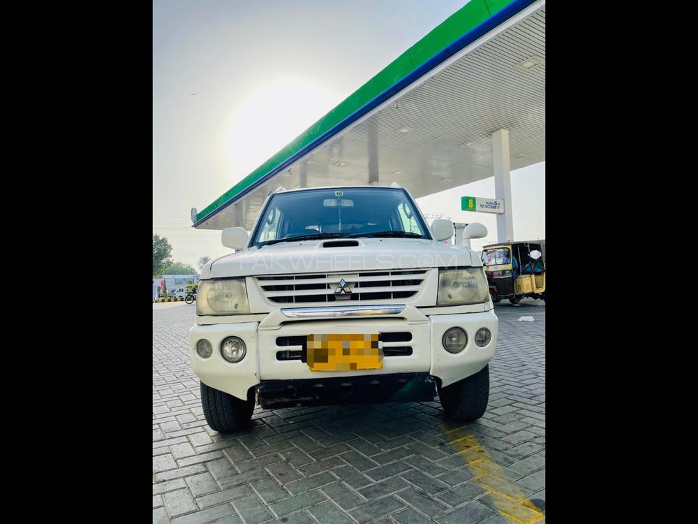 Mitsubishi Pajero Mini 1999 for Sale in Karachi Image-1