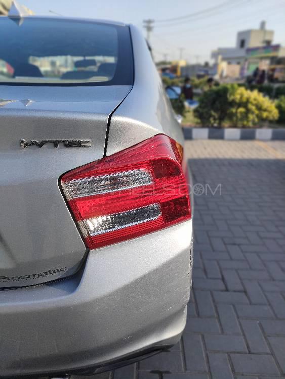 Honda City 2018 for Sale in Lahore Image-1