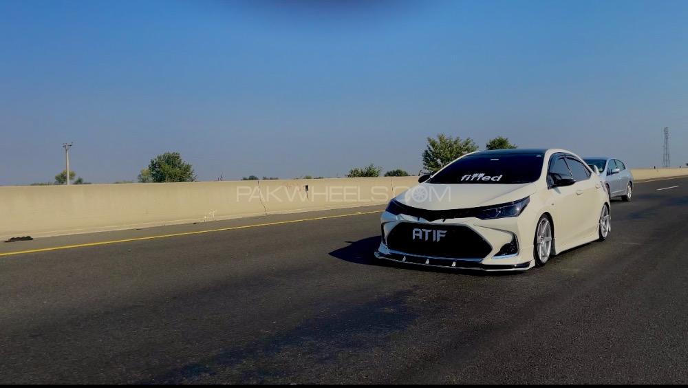 Toyota Corolla - 2018  Image-1