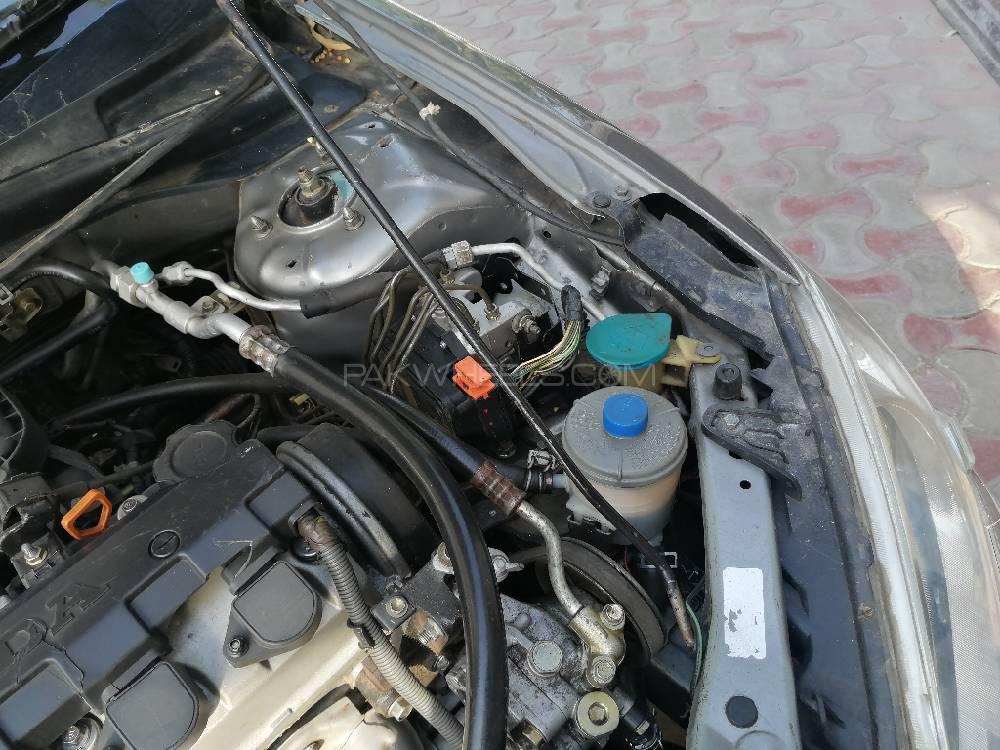 Honda Civic 2005 for Sale in Multan Honda Civic 2005 for Sale in Multan Image-5