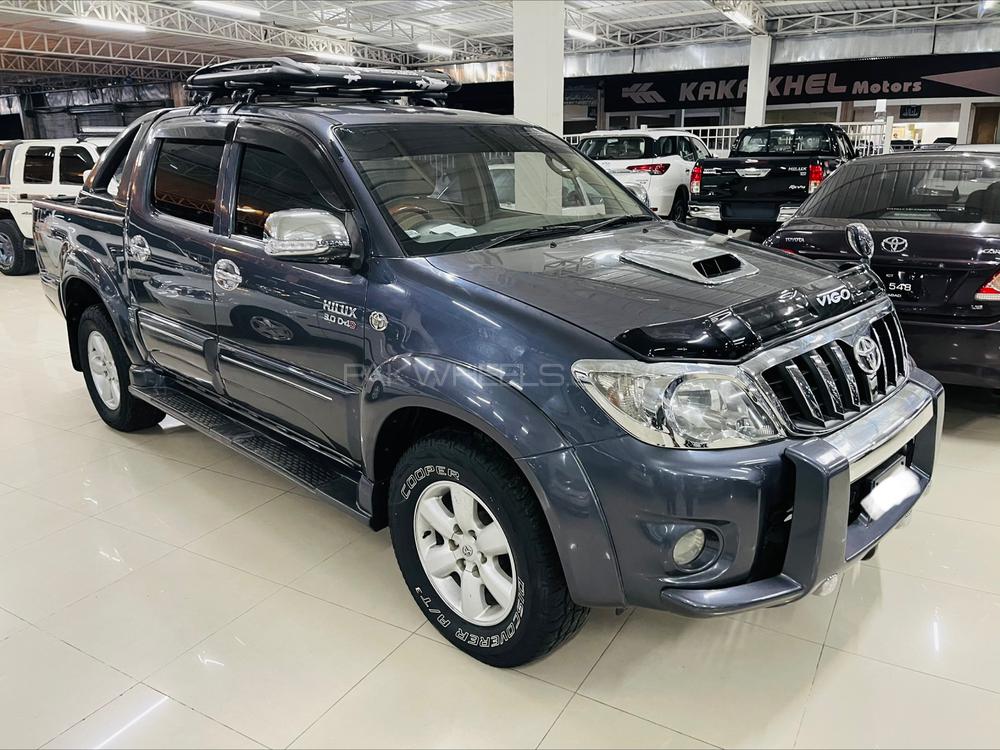 Toyota Hilux 2010 for Sale in Peshawar Image-1