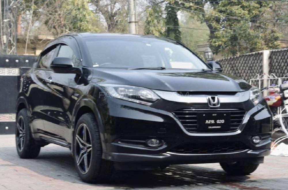Honda Vezel 2014 for Sale in Lahore Image-1