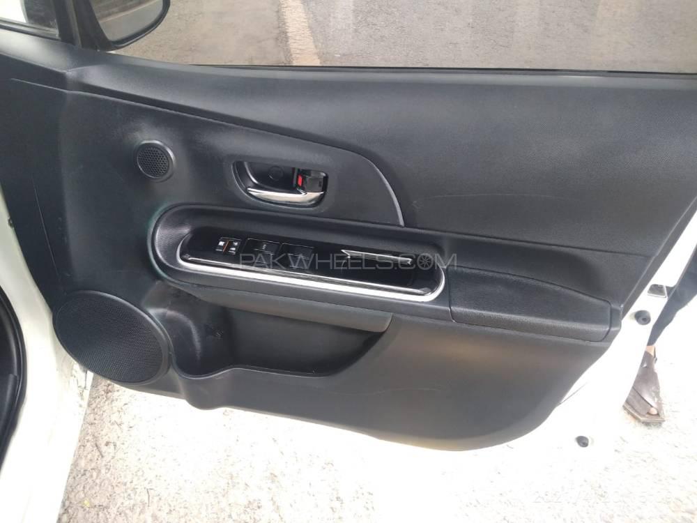 ٹویوٹا اکوا 2015 for Sale in اسلام آباد ٹویوٹا اکوا 2015 for Sale in اسلام آباد Image-11