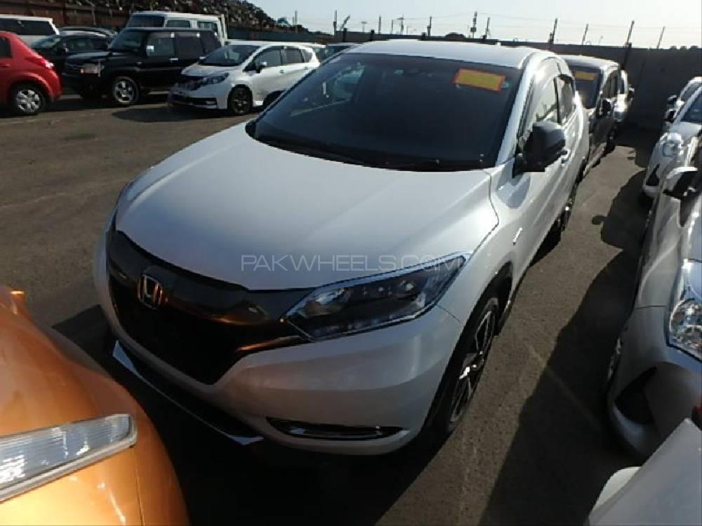 Honda Vezel Hybrid Rs Honda Sensing 16 For Sale In Lahore Pakwheels