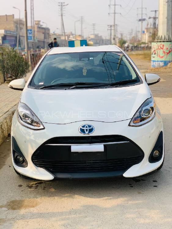 Toyota Aqua 2018 for Sale in Peshawar Image-1