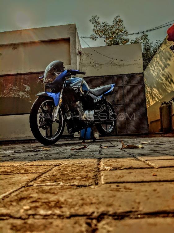 Yamaha YBR 125 - 2017  Image-1